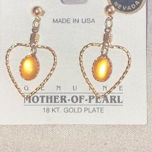 Mother-of-Pearl Gold Heart Earrings